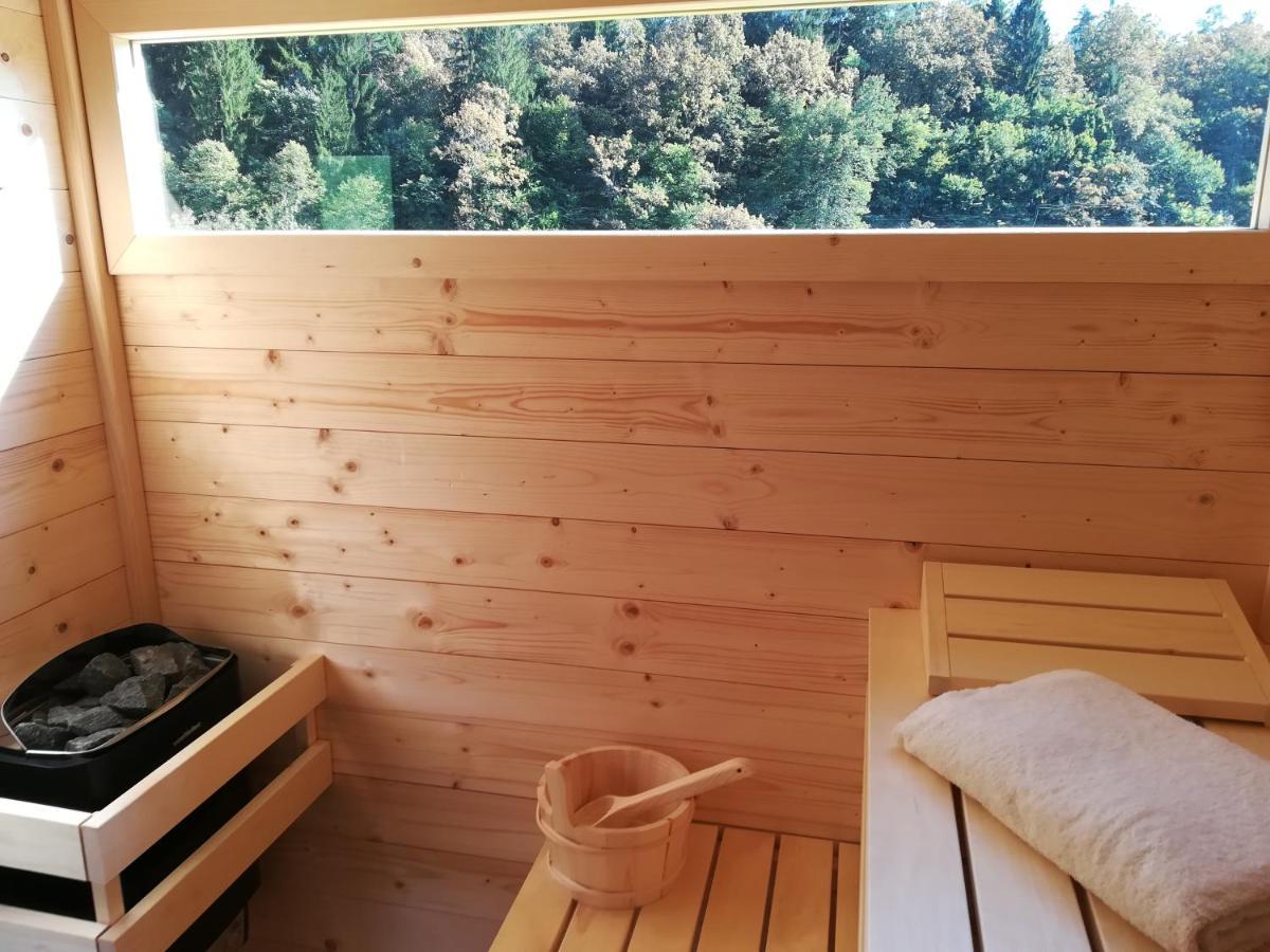 Lahinja & Kolpa River Apartments Метлика Екстериор снимка