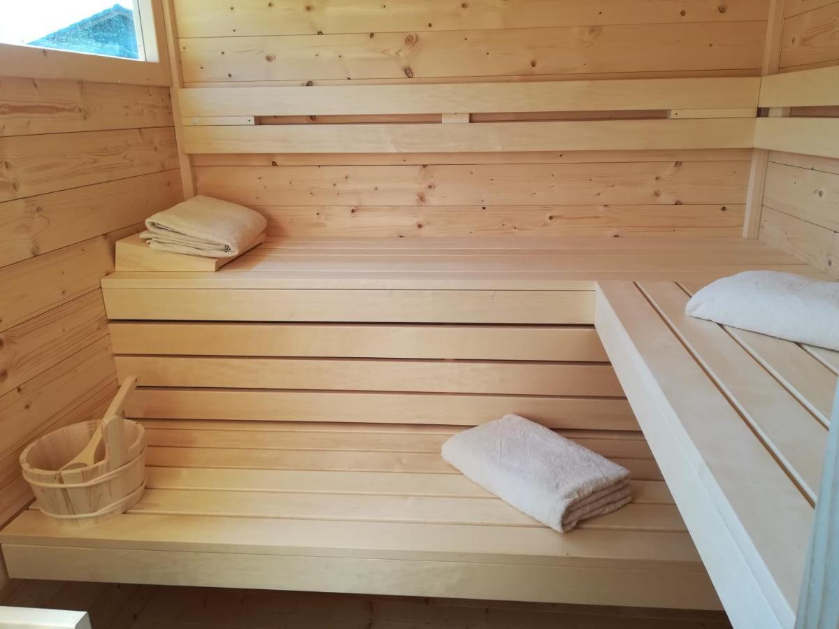 Lahinja & Kolpa River Apartments Метлика Екстериор снимка